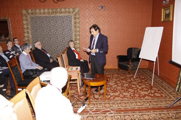 3rd Symposium on Weak Molecular Interactions_5